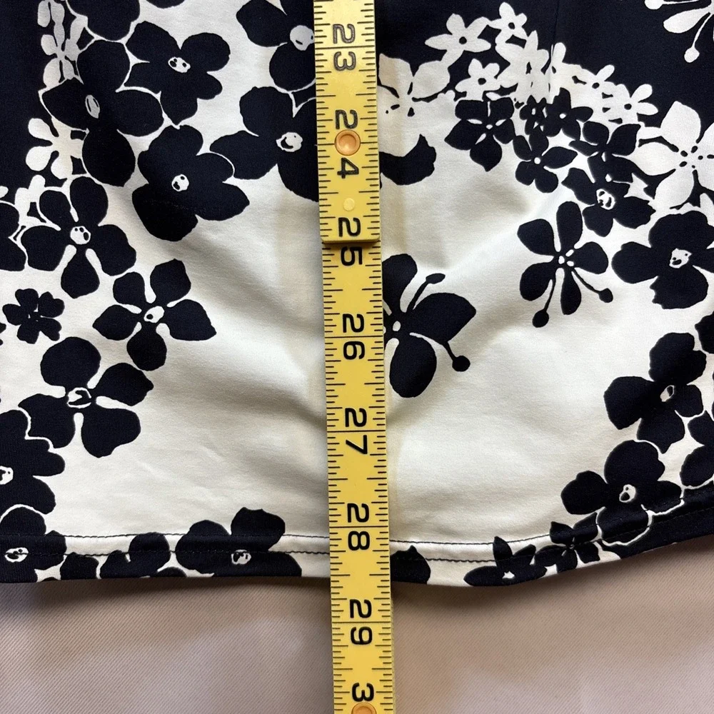 Lands' End Swim Dress Women‎ Medium 10-12 Black White Floral Swim Suit One Piece